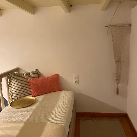 Theros - Traditional House In Apartment *