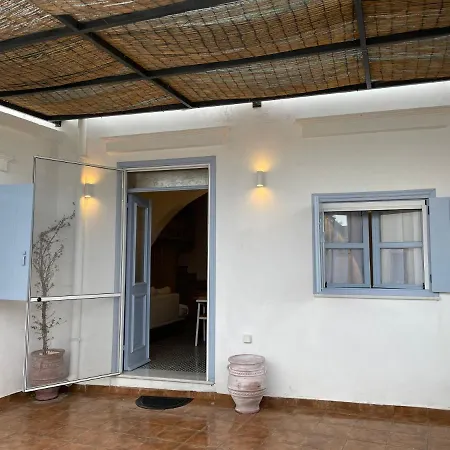 Apartman Theros - Traditional House In *