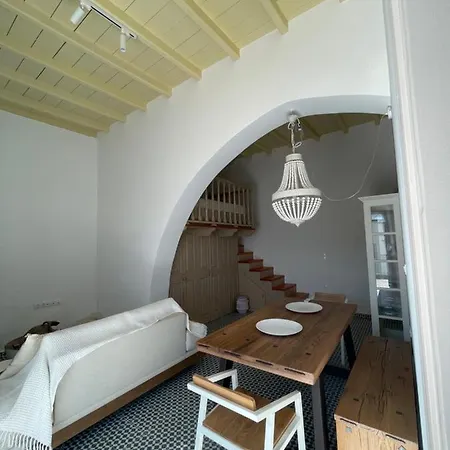 Theros - Traditional House In *